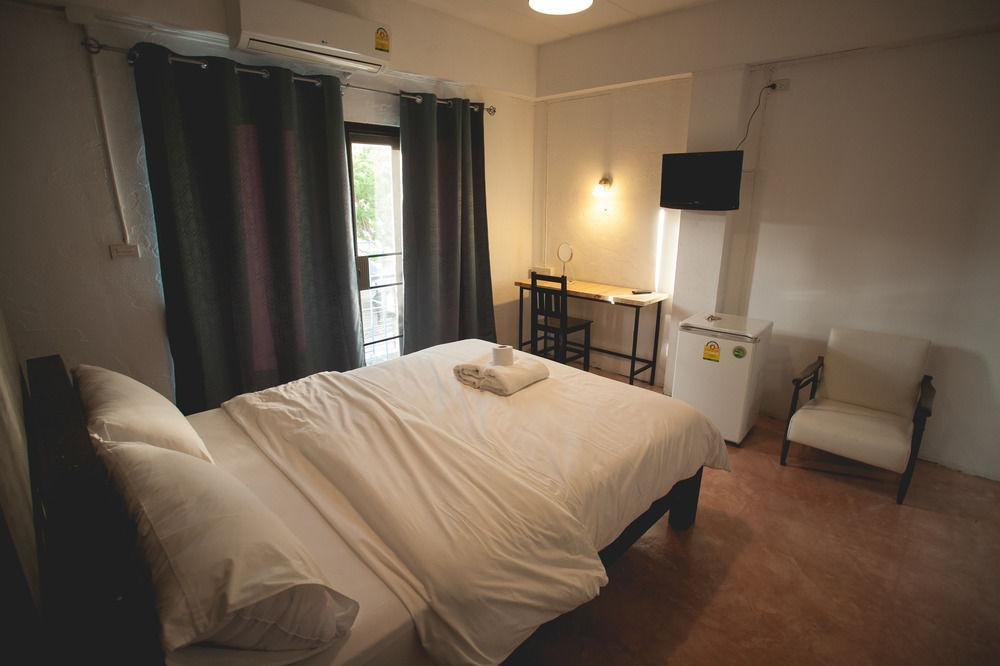 Isleep Guesthouse Chiang Mai Exterior photo