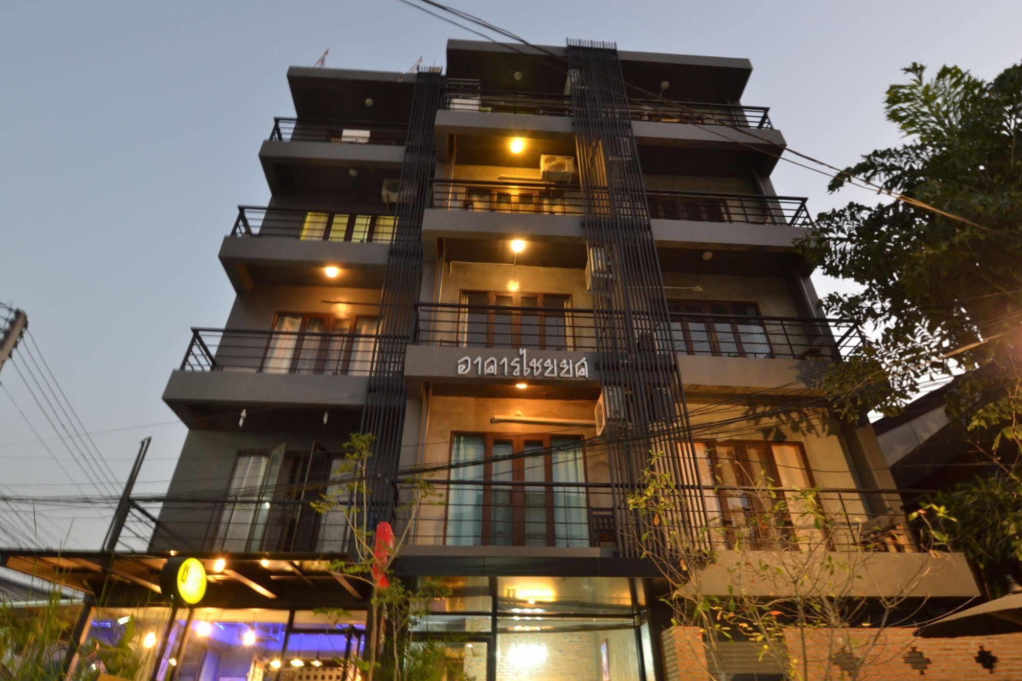 Isleep Guesthouse Chiang Mai Exterior photo